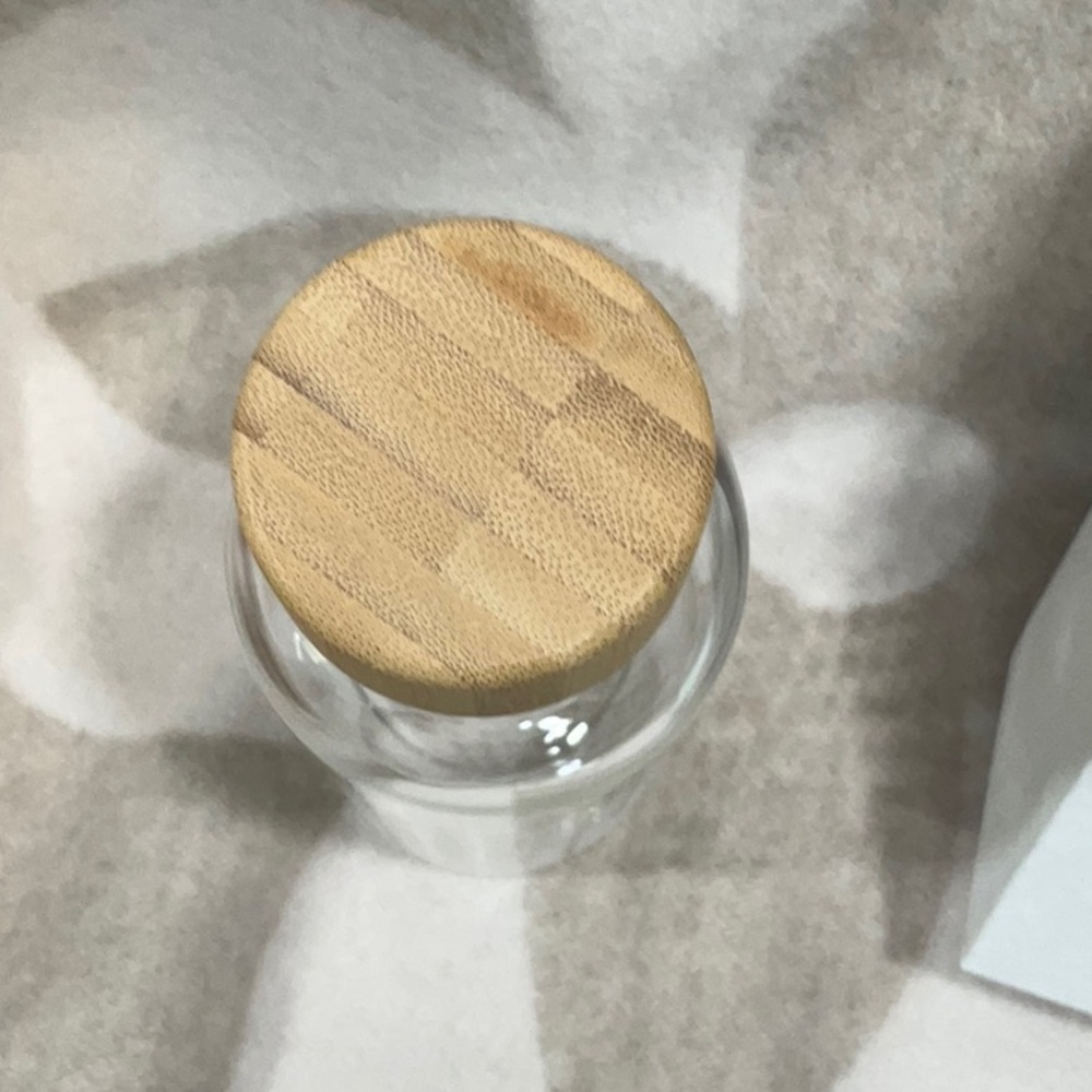Louis Vuitton Glass Water Bottle with Bamboo Lid - Picture 5 of 5